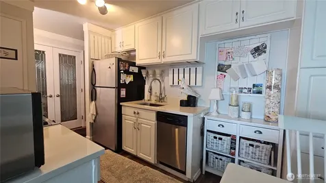 65 Kirkland Avenue Kirkland WA 98033