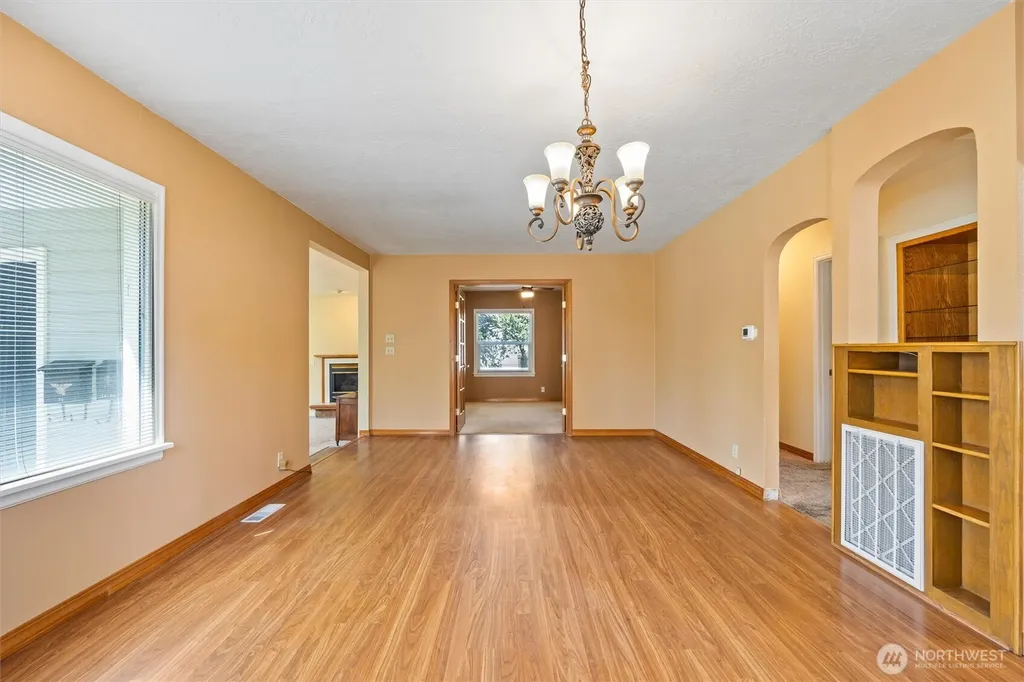26 SW 13th College Place WA 99324