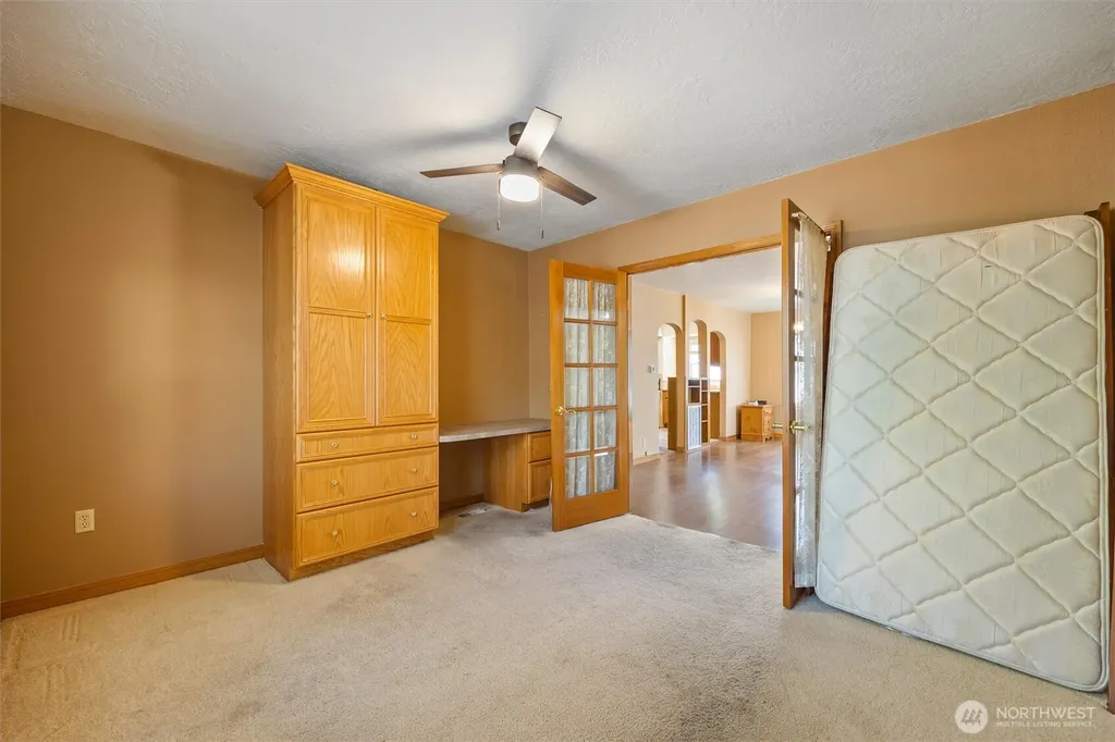 26 SW 13th College Place WA 99324