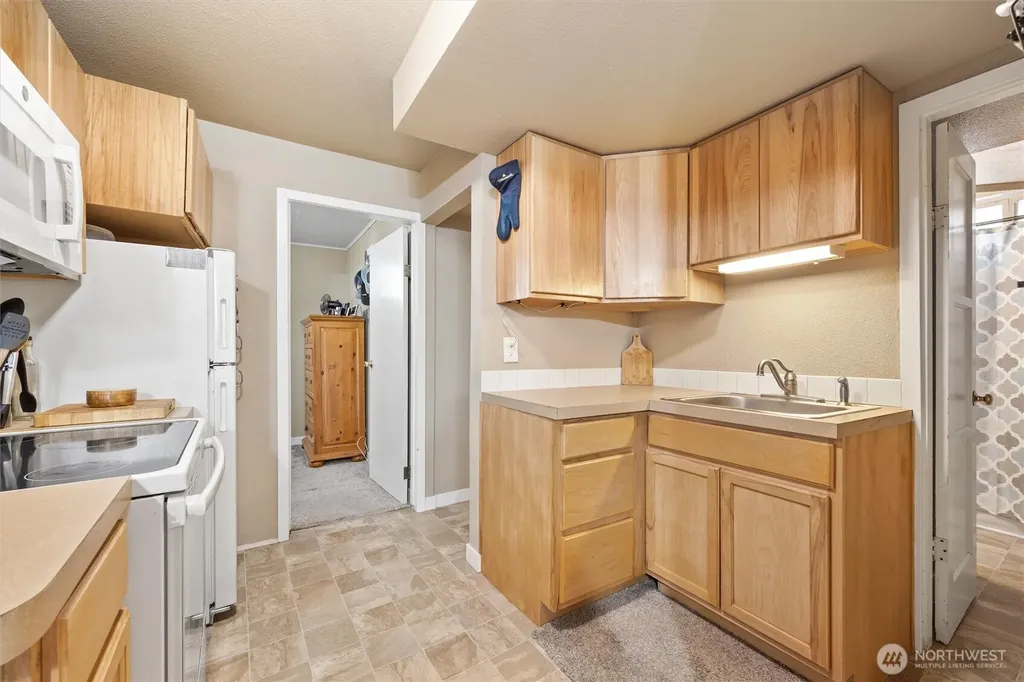 26 SW 13th College Place WA 99324