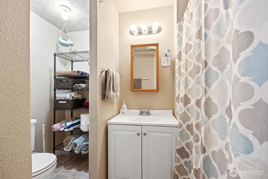26 SW 13th College Place WA 99324
