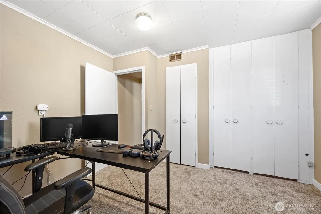 26 SW 13th College Place WA 99324