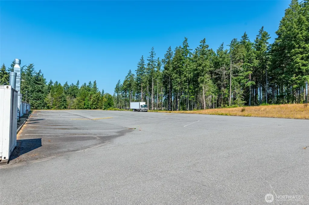 970 NE 21st Street Oak Harbor WA 98277