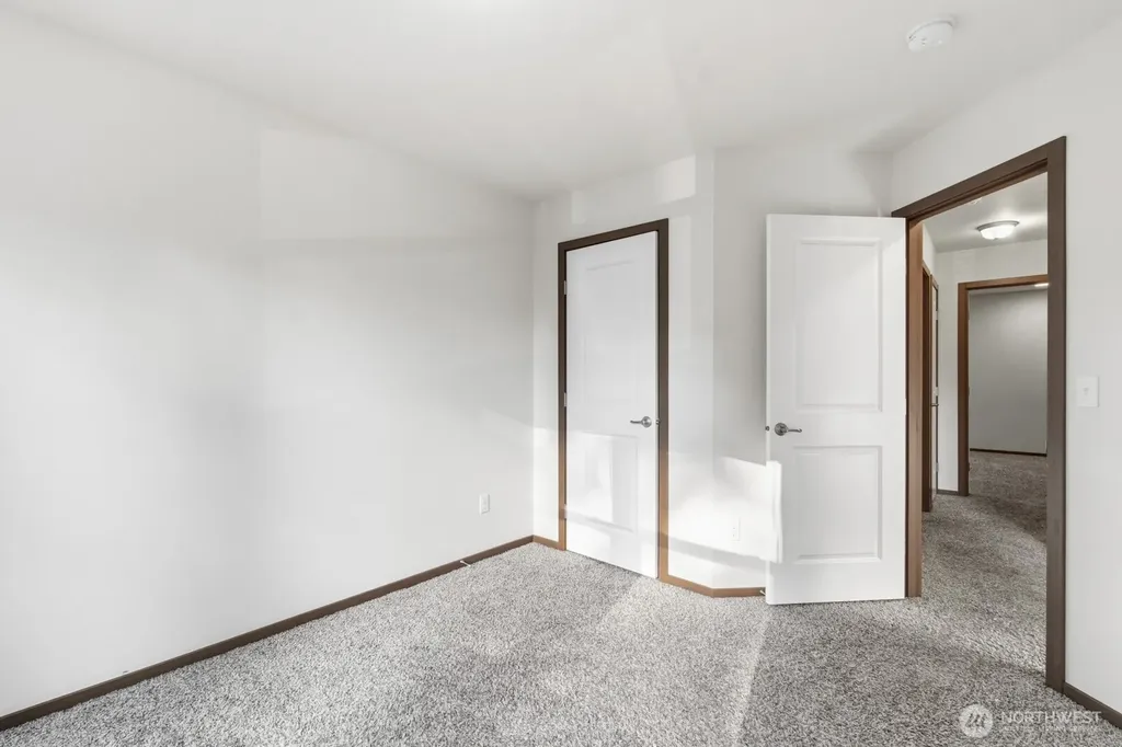 2111 Chesney Road E Tacoma WA 98445
