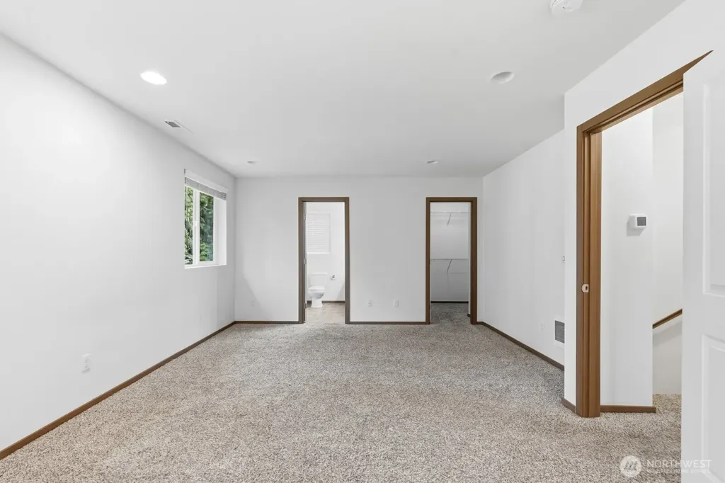 2111 Chesney Road E Tacoma WA 98445