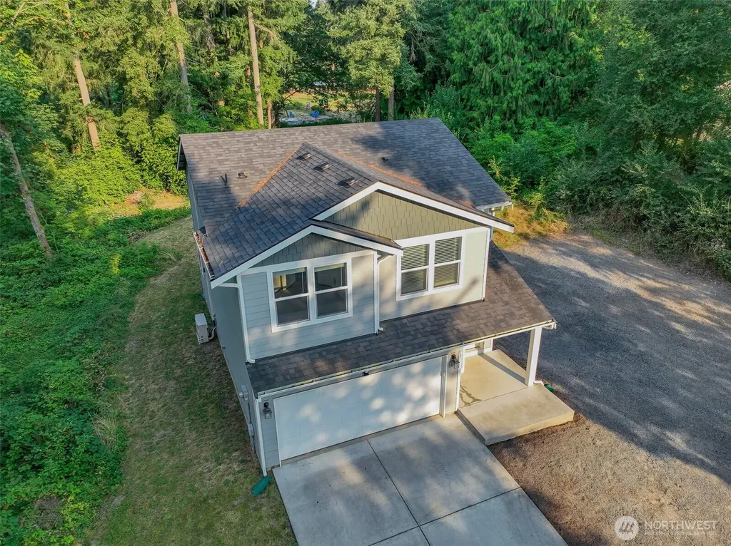 2111 Chesney Road E Tacoma WA 98445