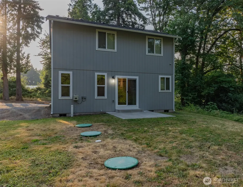 2111 Chesney Road E Tacoma WA 98445