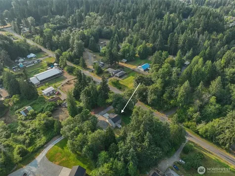 2111 Chesney Road E Tacoma WA 98445