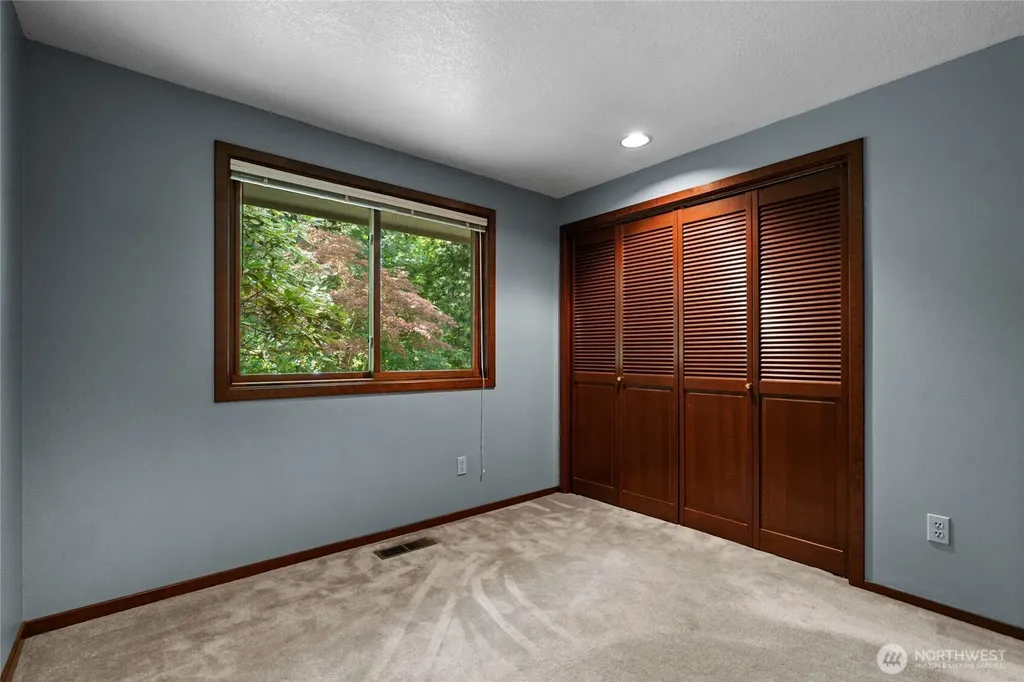 2102 Mark Street Olympia WA 98516
