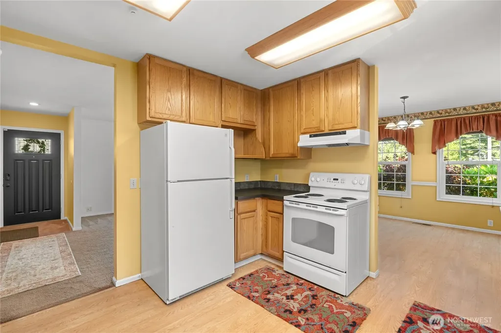 710 Perry Avenue Hoquiam WA 98550