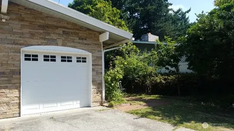 12536 SE 53rd Street Bellevue WA 98006