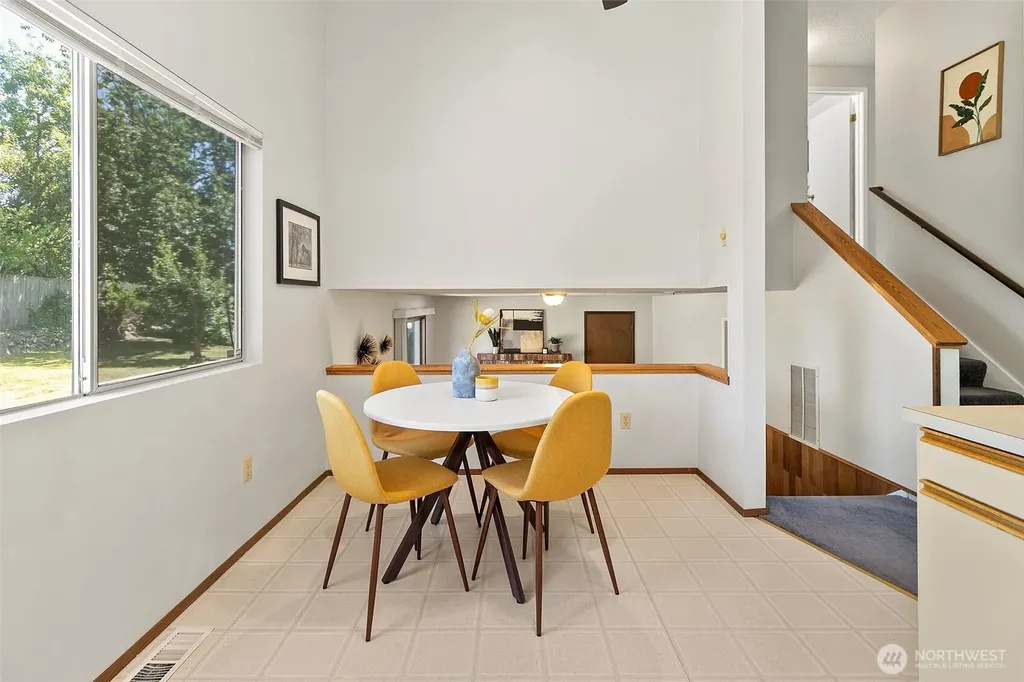 25312 45th Avenue S Kent WA 98032