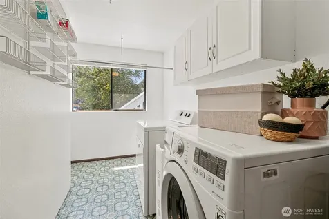25312 45th Avenue S Kent WA 98032