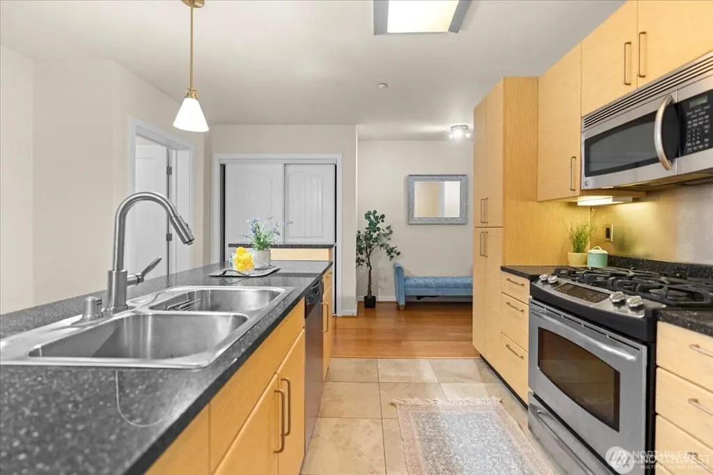 1530 NW Market Street Seattle WA 98107