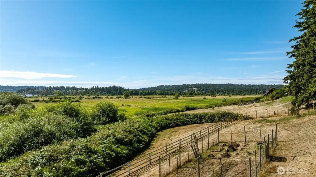 6054 Snapdragon Lane Clinton WA 98236