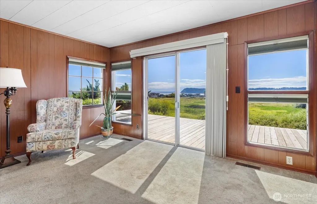 6054 Snapdragon Lane Clinton WA 98236