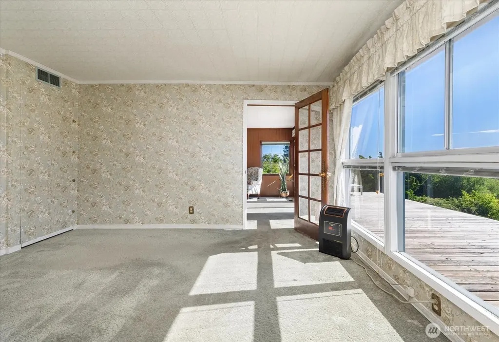 6054 Snapdragon Lane Clinton WA 98236