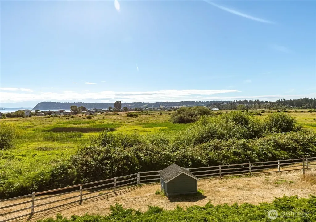 6054 Snapdragon Lane Clinton WA 98236