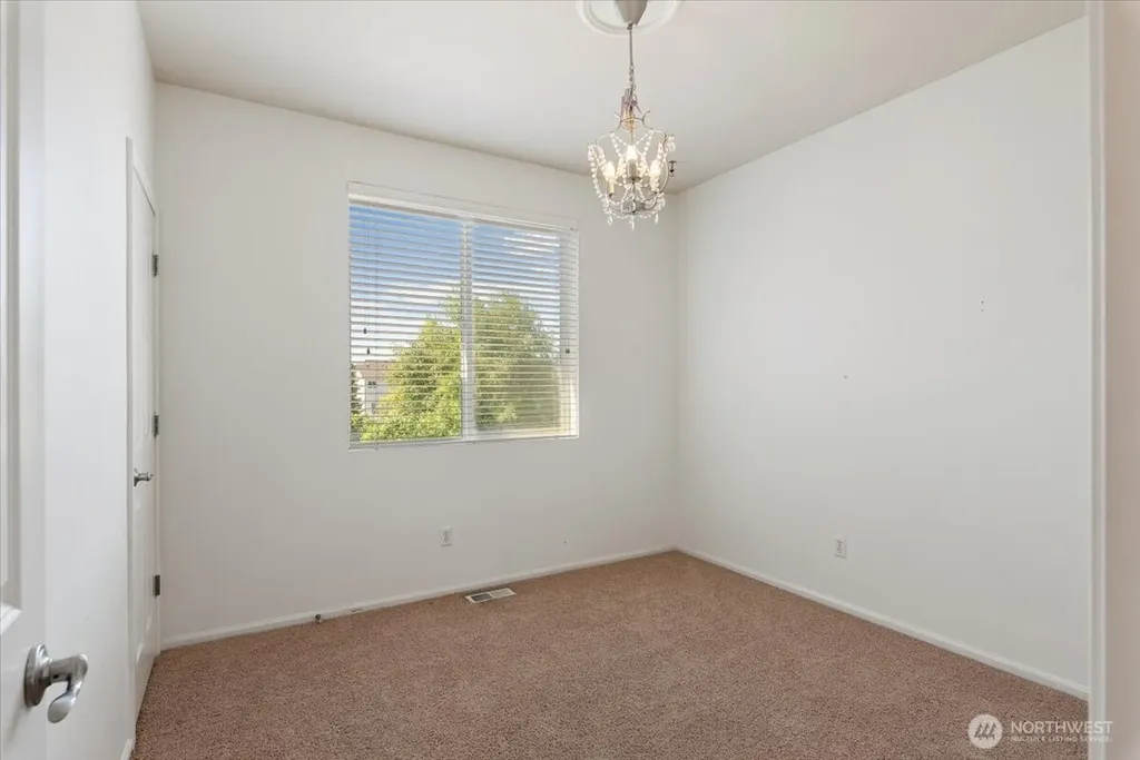6908 288th Street NW Stanwood WA 98292