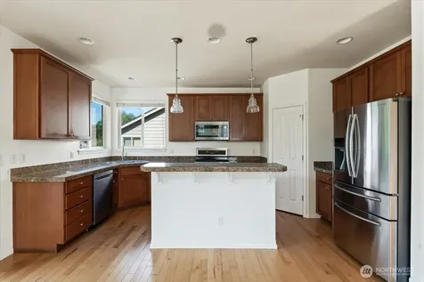 6908 288th Street NW Stanwood WA 98292