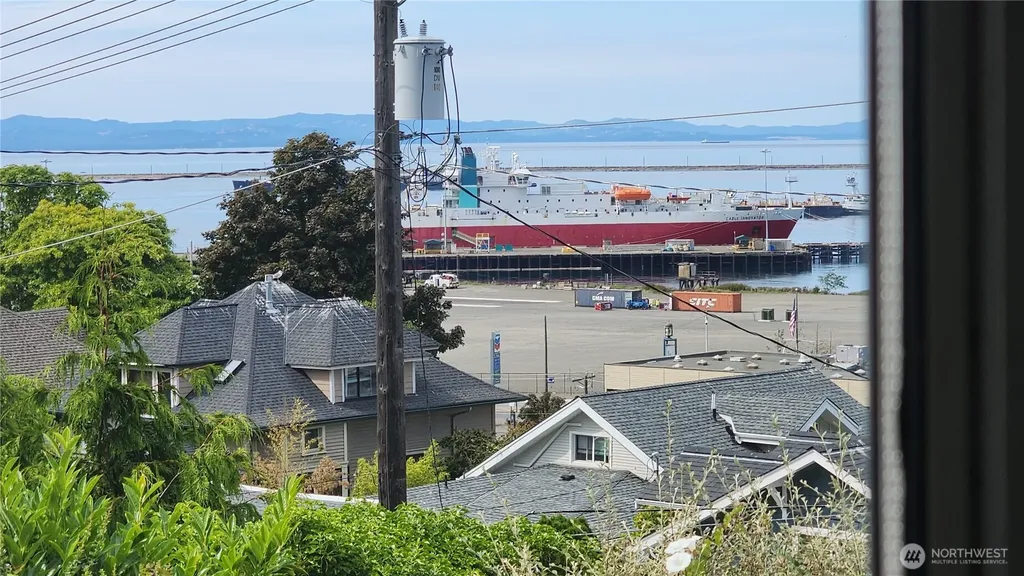 301 W 3rd Street Port Angeles WA 98362