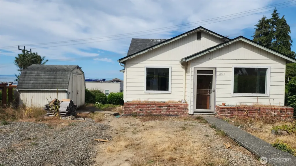 301 W 3rd Street Port Angeles WA 98362