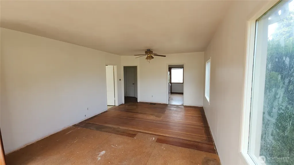 301 W 3rd Street Port Angeles WA 98362