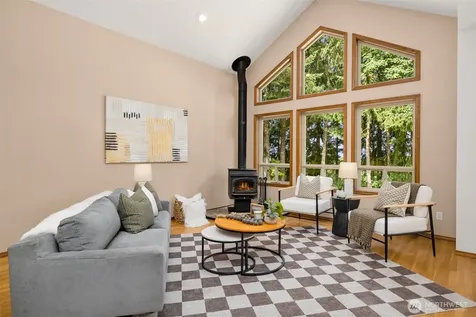 745 George Taylor Road Silverlake WA 98645