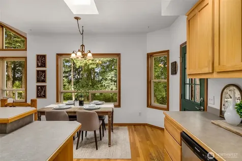 745 George Taylor Road Silverlake WA 98645