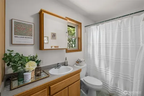 745 George Taylor Road Silverlake WA 98645