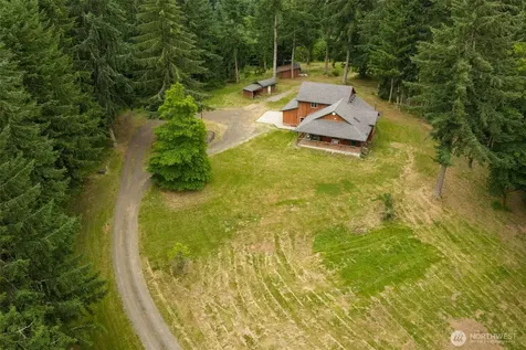 745 George Taylor Road Silverlake WA 98645