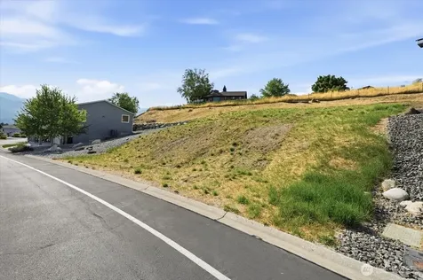 515 Village Drive Manson WA 98831