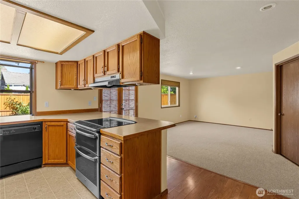 13700 SE 201st Street Kent WA 98042