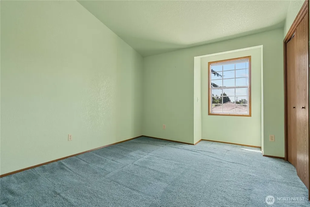 13700 SE 201st Street Kent WA 98042