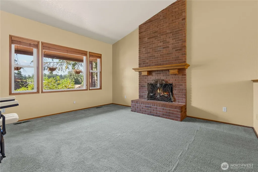 13700 SE 201st Street Kent WA 98042