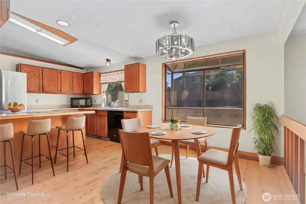 9901 76th Street SW Lakewood WA 98498