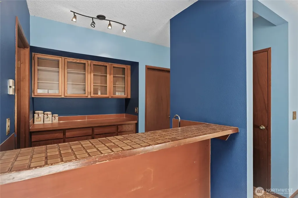 9901 76th Street SW Lakewood WA 98498