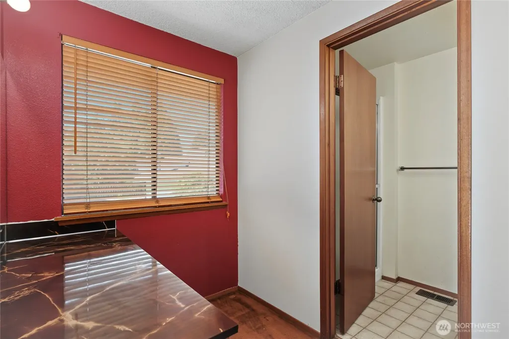 9901 76th Street SW Lakewood WA 98498