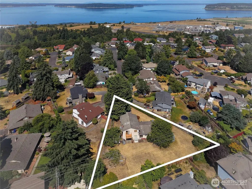 9901 76th Street SW Lakewood WA 98498
