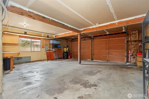9901 76th Street SW Lakewood WA 98498