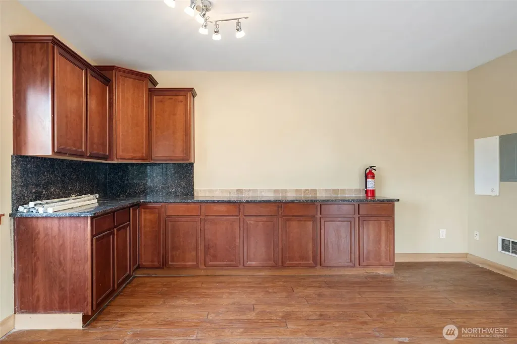 261043 Highway 101 Sequim WA 98382