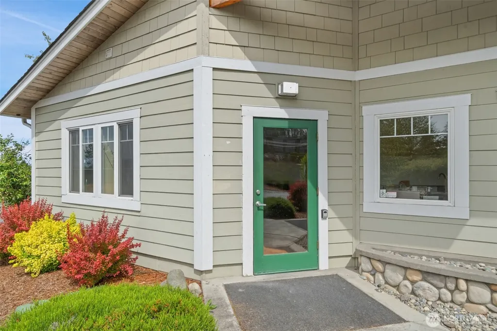 261043 Highway 101 Sequim WA 98382