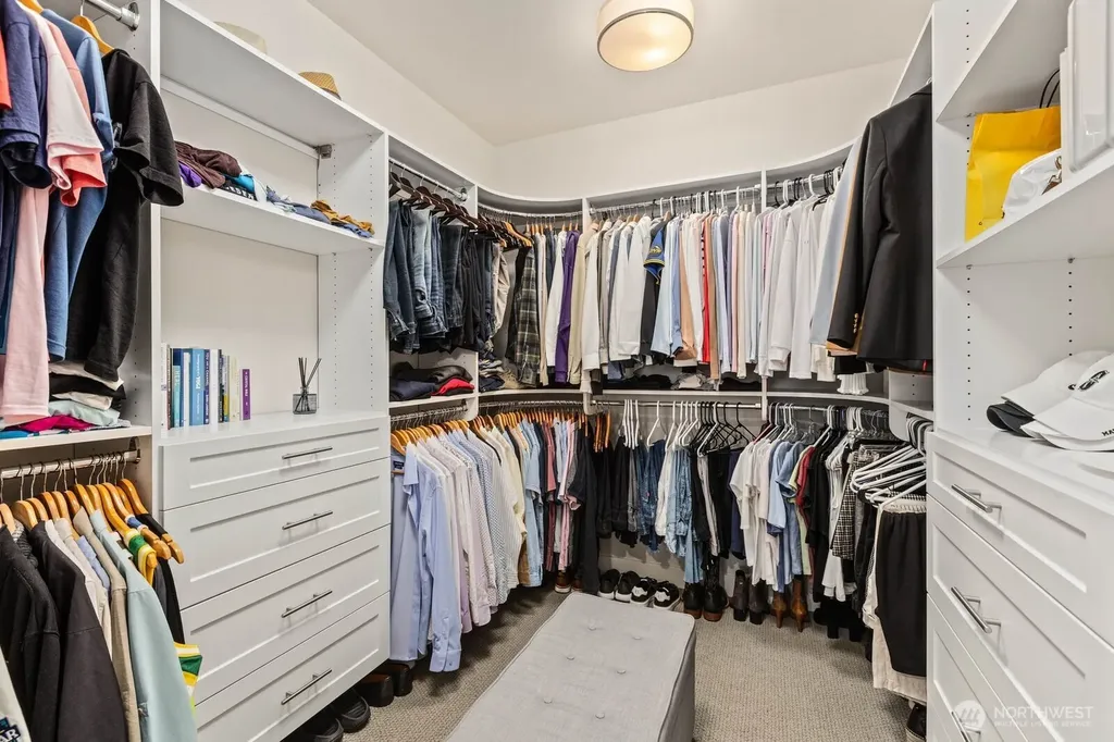 1525 36th Avenue S Seattle WA 98144