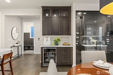 1525 36th Avenue S Seattle WA 98144