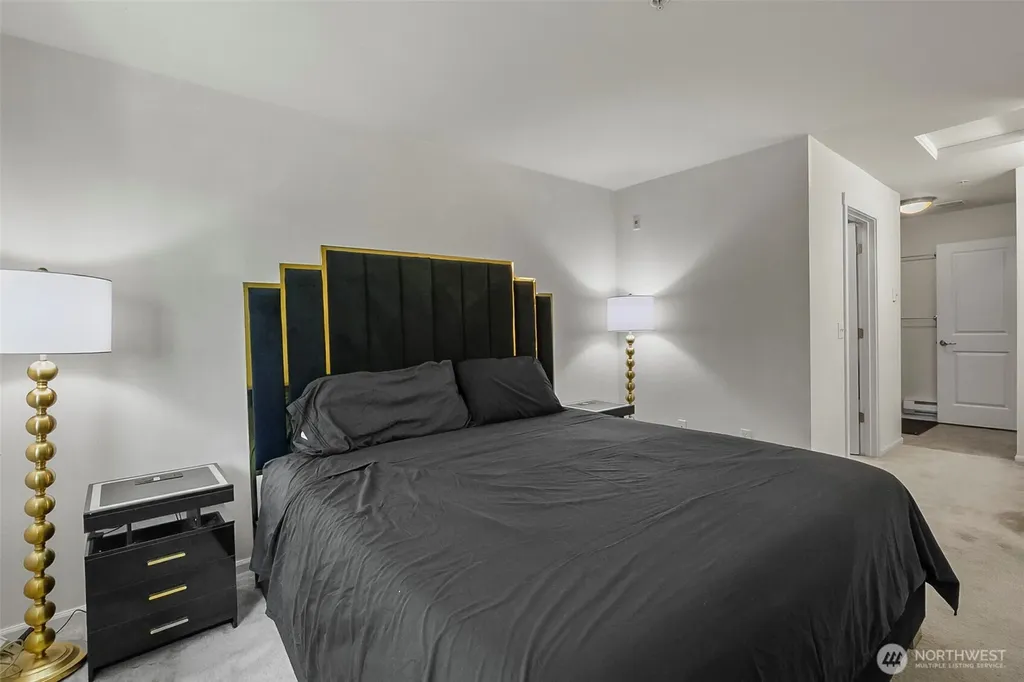 21250 40th Way S Seatac WA 98198