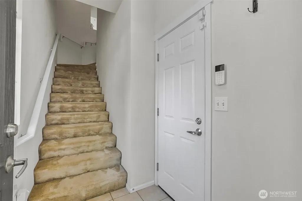 21250 40th Way S Seatac WA 98198
