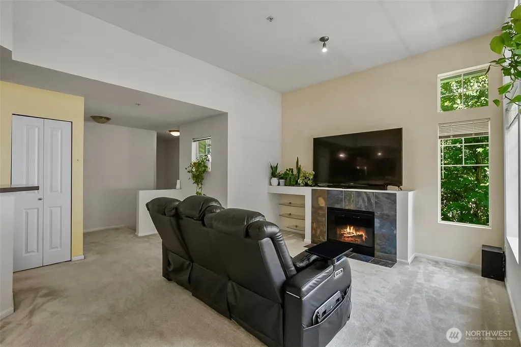 21250 40th Way S Seatac WA 98198