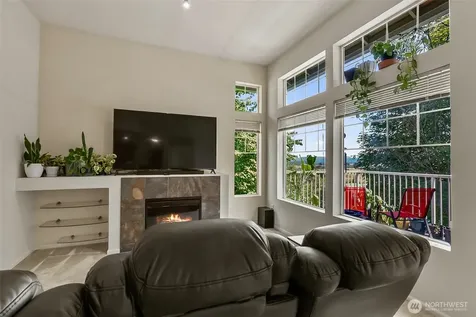 21250 40th Way S Seatac WA 98198