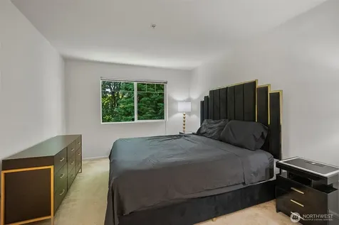21250 40th Way S Seatac WA 98198