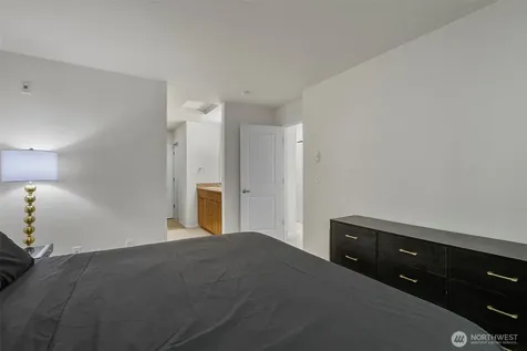 21250 40th Way S Seatac WA 98198